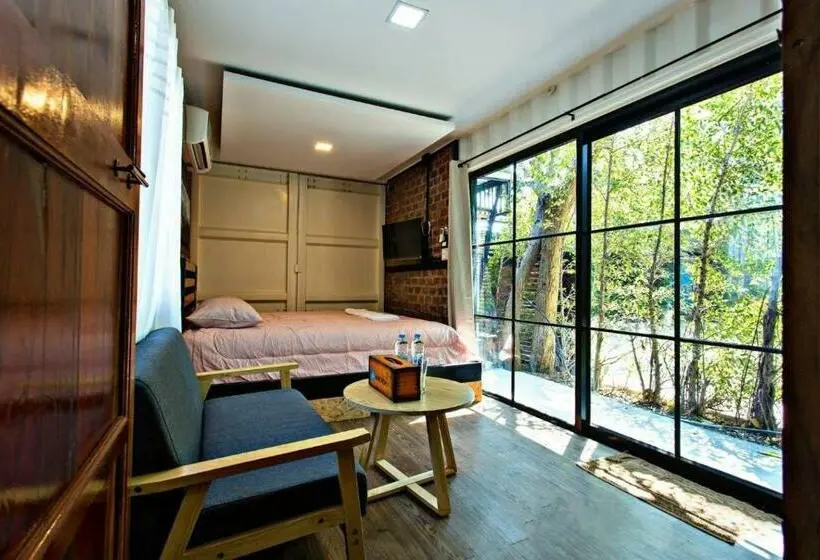 Standard-huone King-vuode, 99/9 Box Resort