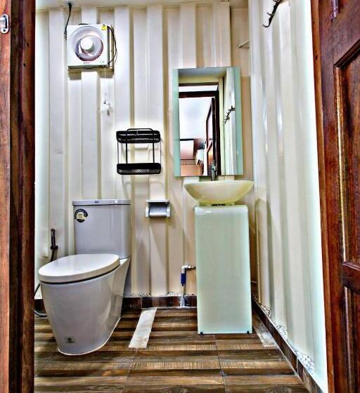 غرفة قياسية سرير كينج, 99/9 Box Resort