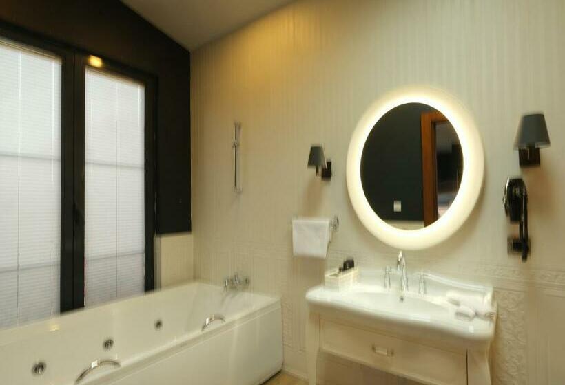 キングサイズベッドのデラックスルーム, Vi̇lla Polonez