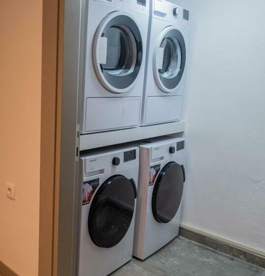 Svit Havsutsikt, Bd Suites