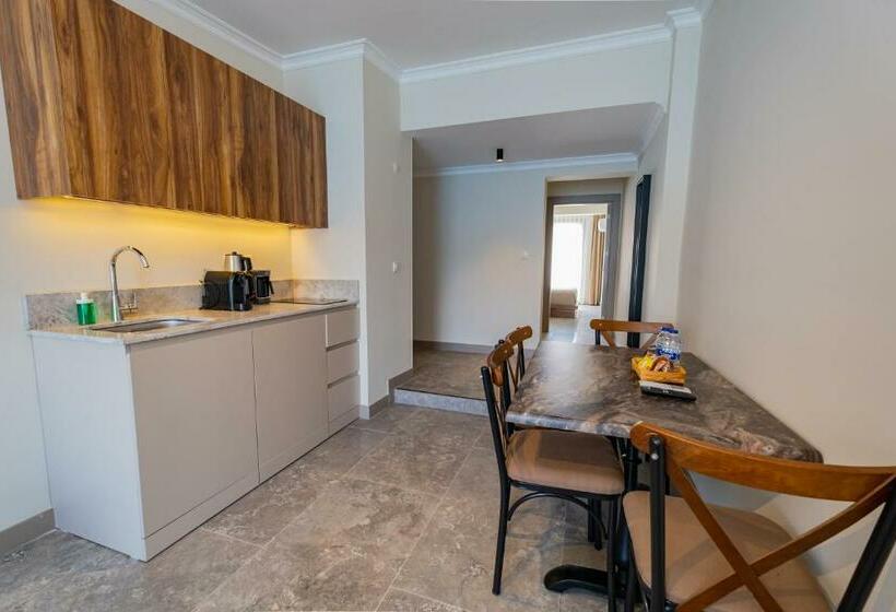 Deluxe Svit Havsutsikt, Bd Suites