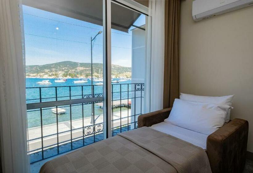 Deluxe Svit Havsutsikt, Bd Suites