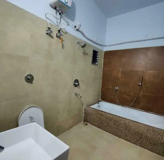 Suite Executiva, Cipron Inn