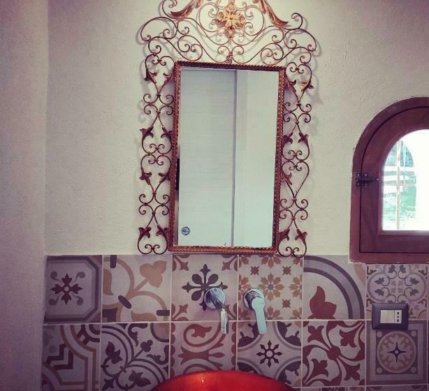 جناح مطلّ علي حمام السباحة, La Corte Della Regina