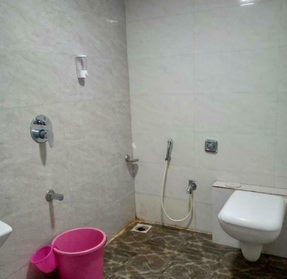 シングルデラックスルーム, Tri