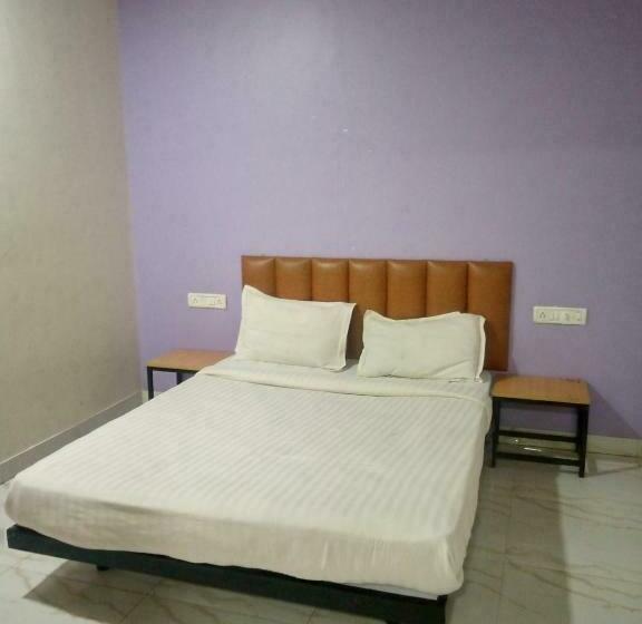 シングルデラックスルーム, Tri