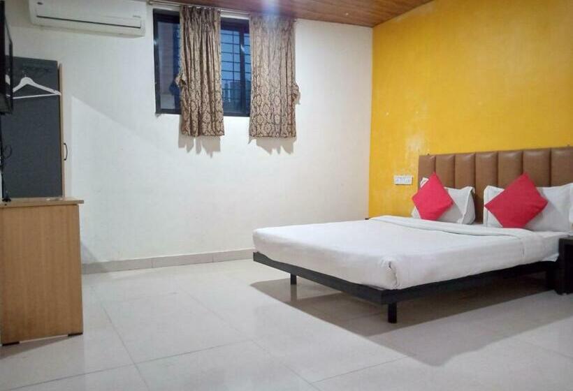 デラックスルーム, Tri