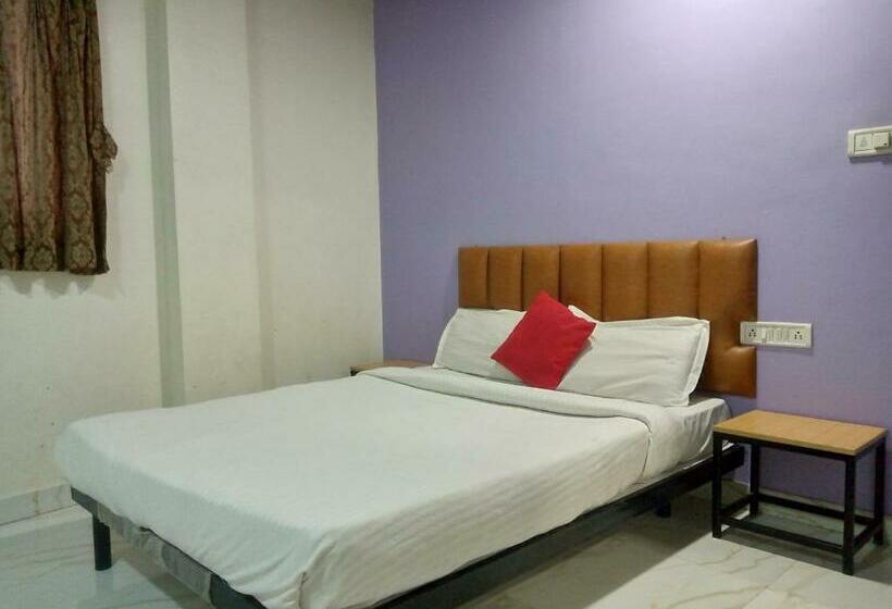 デラックスルーム, Tri