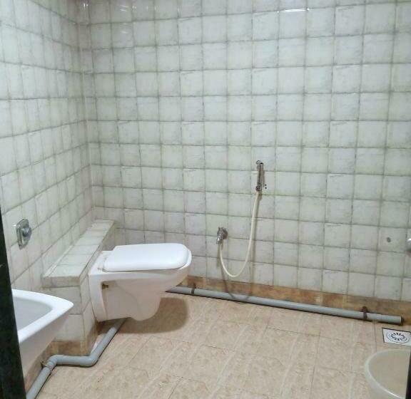 デラックストリプルルーム, Tri