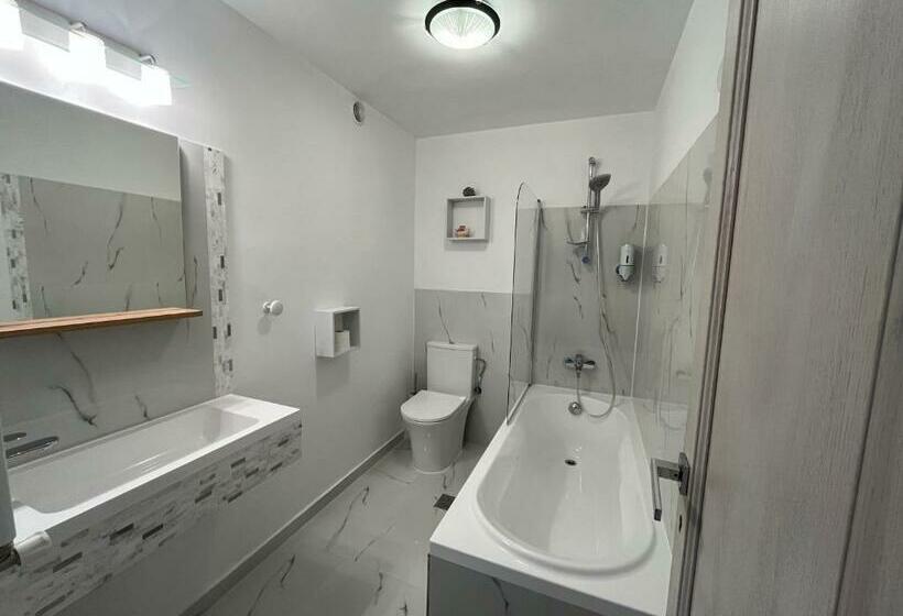 标准间, Casa Ciuc