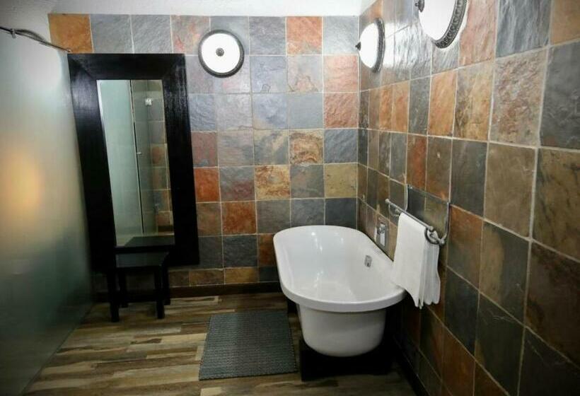 غرفة ديلوكس سرير كينج, Decollage Estate