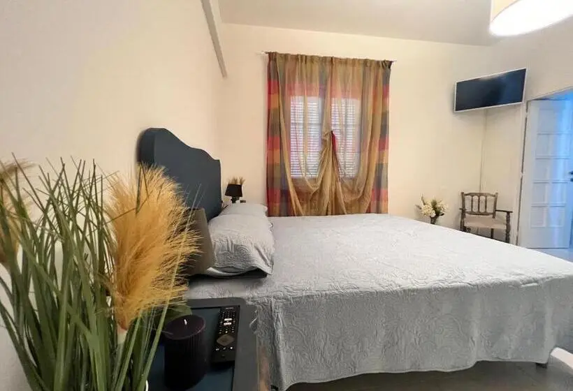 スタンダード４人部屋, B&b Giulianova