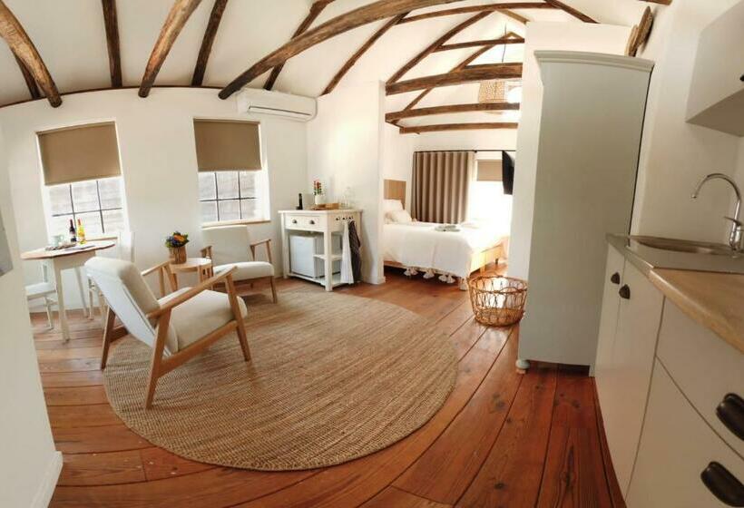 اتاق استاندارد, Bed & Breakfast De Hoefstal