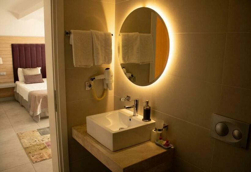 景色の見えるトリプルスタンダードルーム, Aktaş Butik