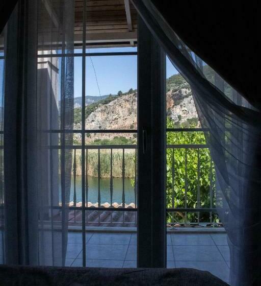 景色の見えるトリプルスタンダードルーム, Aktaş Butik