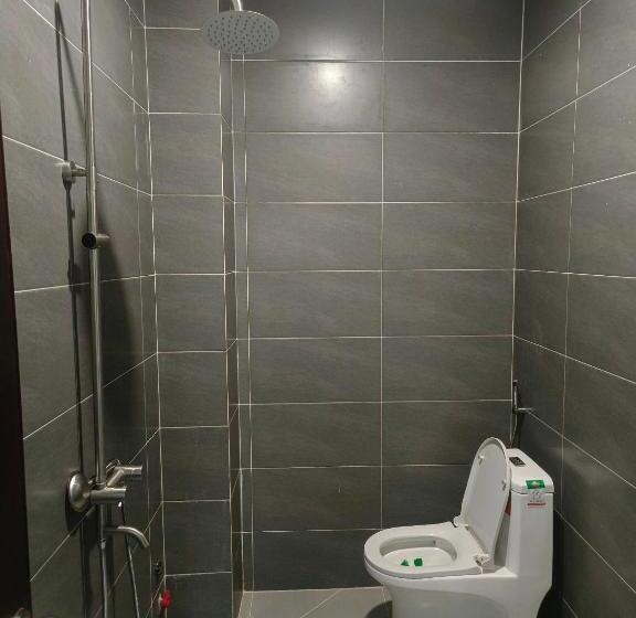 تختخواب در اتاق مشترک, Start House Capsule 5 Min Walk To The Airport