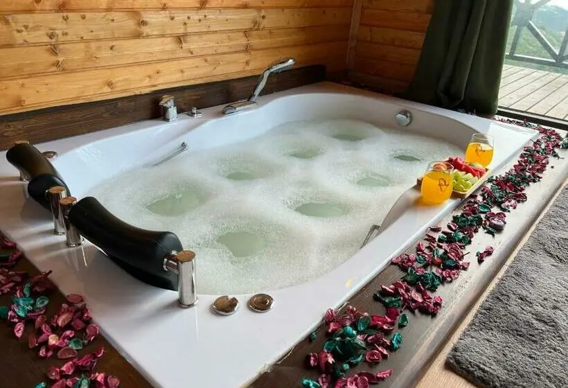 Perhehuone Merinäkymä, Defne Bungalow Yomra