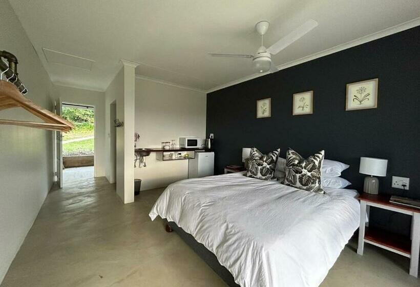 اتاق استاندارد با چشم‌انداز کوهستان, Clearwater Farm Venue