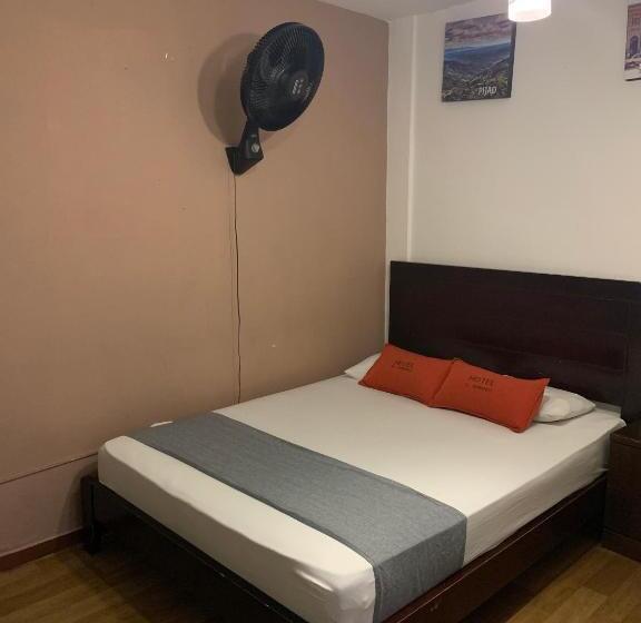 Номер Стандарт, El Remanso