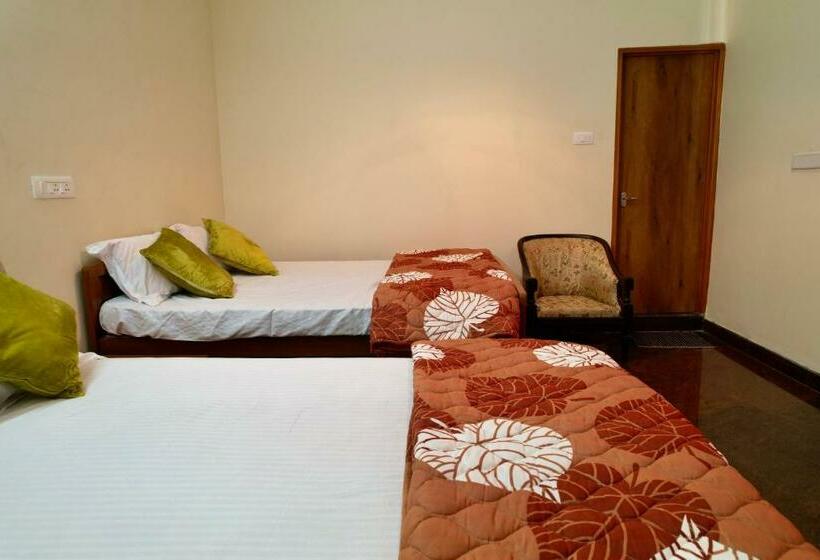 Quarto Deluxe, Forest View Resort