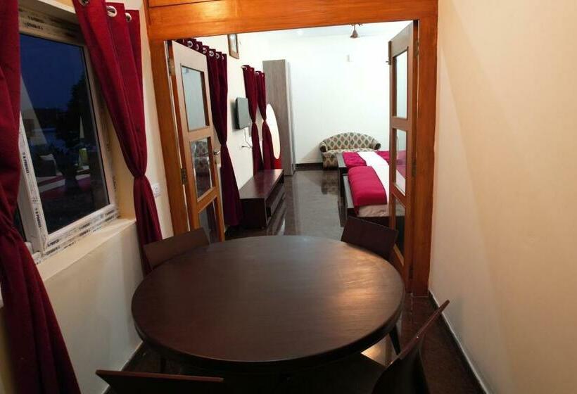 Quarto Deluxe com Sacada, Forest View Resort