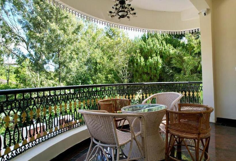 Quarto Deluxe com Sacada, Forest View Resort