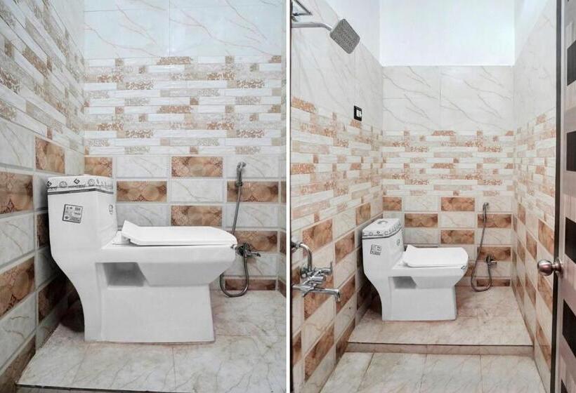 Трехместный Номер Классика, Oyo Flagship Hotel Prince Inn And Banquet Hall