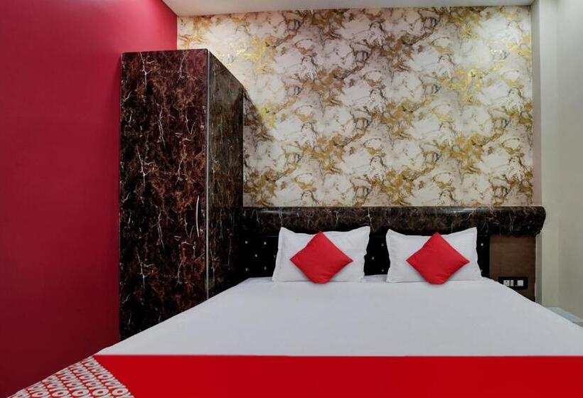 חדר קלאסי לשלושה, Oyo Flagship Hotel Prince Inn And Banquet Hall