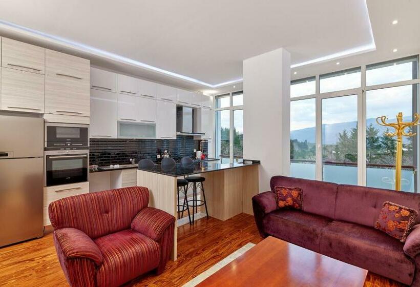 شقة غرفة واحدة مطلة على حمام السباحة, Beyaz Köşk Geyve