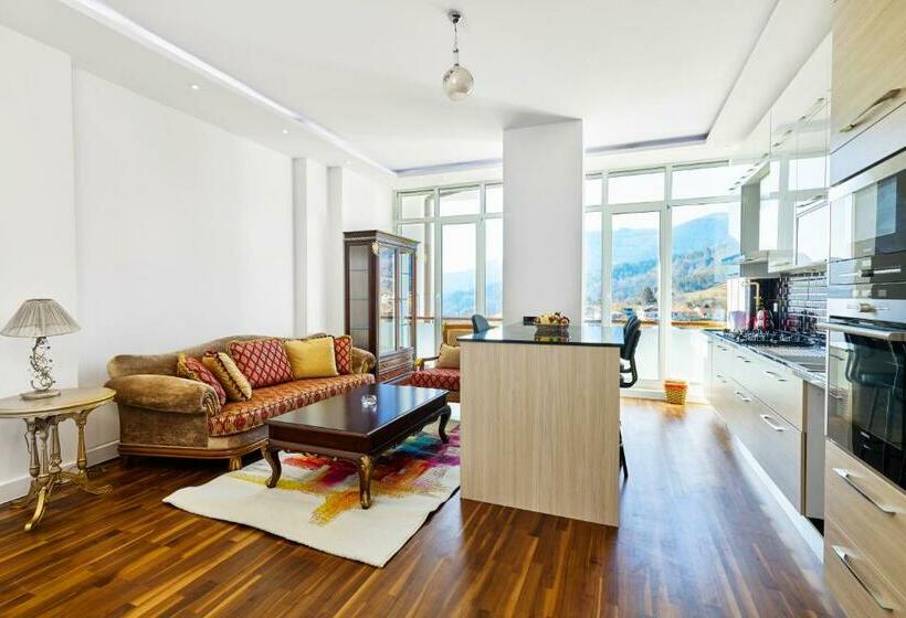 شقة 3 غرف, Beyaz Köşk Geyve