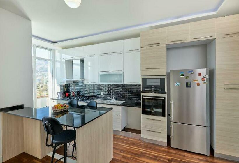 شقة 3 غرف, Beyaz Köşk Geyve