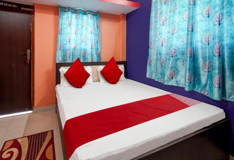 Трехместный Номер Классика, Oyo Flagship 81455 Hotel Rm