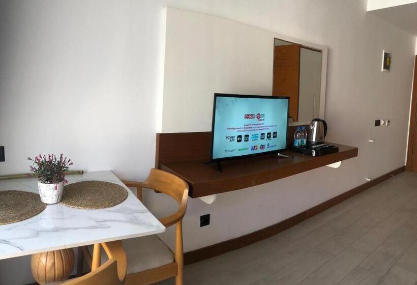 غرفة ديلوكس مزودة بشرفة, Seren Otel çeşme