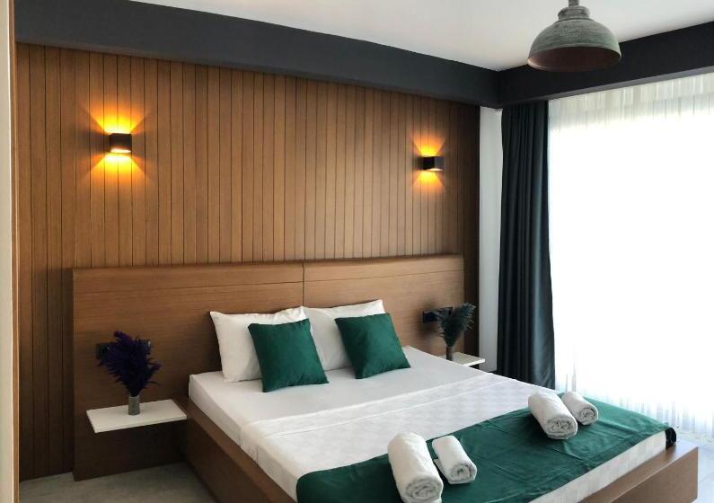 غرفة ديلوكس مزودة بشرفة, Seren Otel çeşme