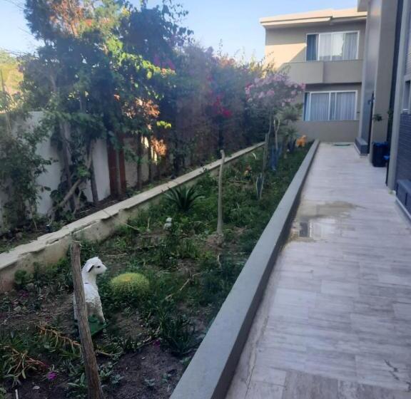 جناح مطلّ علي الحديقة, Seren Otel çeşme