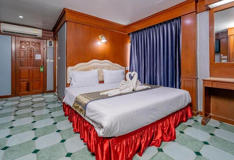 Номер Стандарт, Patong Social Hotel & Restaurant