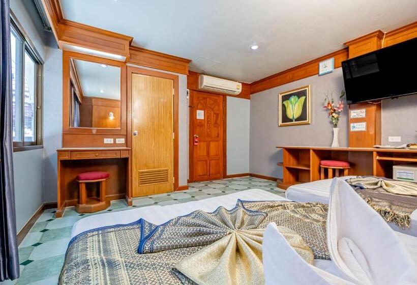 Номер Стандарт, Patong Social Hotel & Restaurant