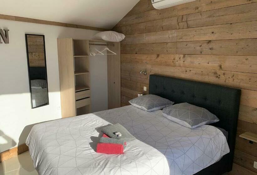 Стандартный Номер Кровать Кинг, Chambre D Hôtes Naturiste Le Jardin Des Hirondelles