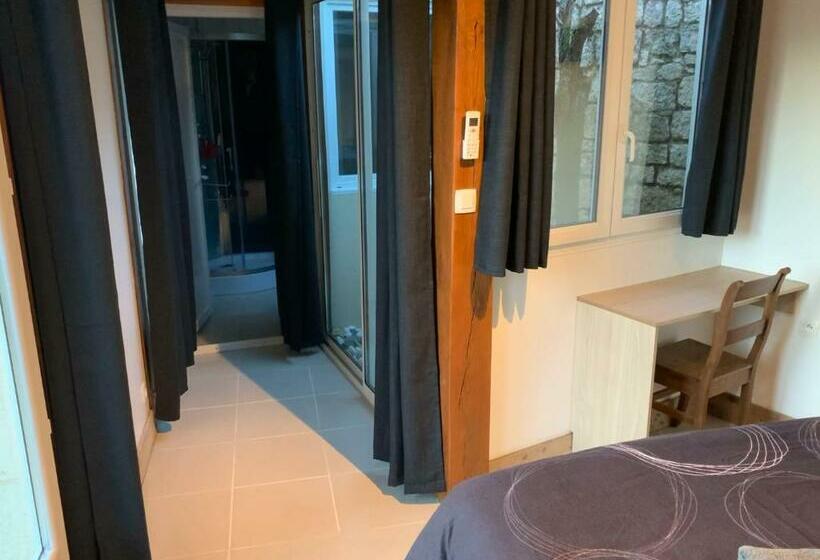 Стандартный Номер Кровать Кинг, Chambre D Hôtes Naturiste Le Jardin Des Hirondelles