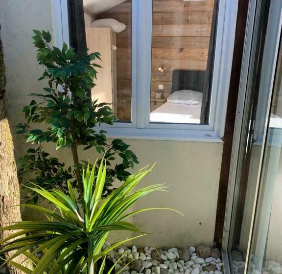 Стандартный Номер Кровать Кинг, Chambre D Hôtes Naturiste Le Jardin Des Hirondelles