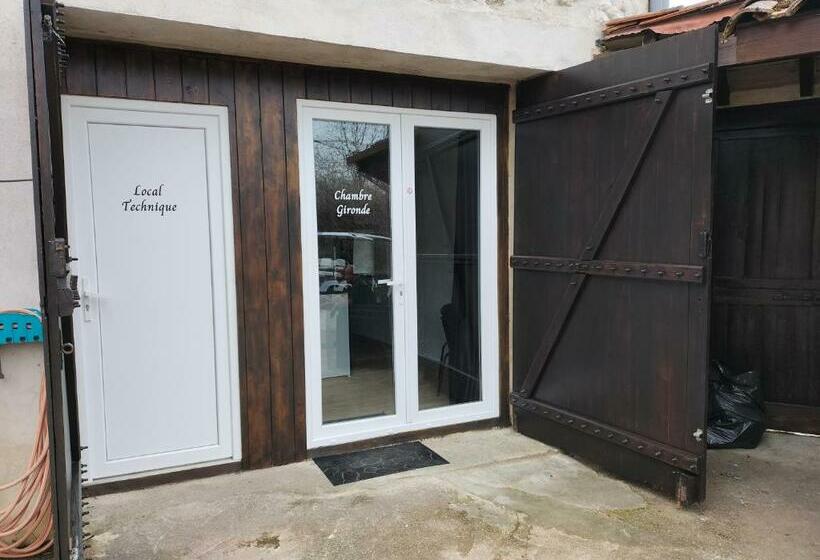 Стандартный Номер Кровать Кинг, Chambre D Hôtes Naturiste Le Jardin Des Hirondelles