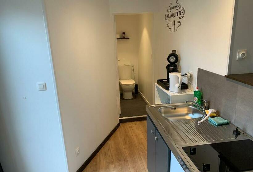 Стандартный Номер Кровать Кинг, Chambre D Hôtes Naturiste Le Jardin Des Hirondelles