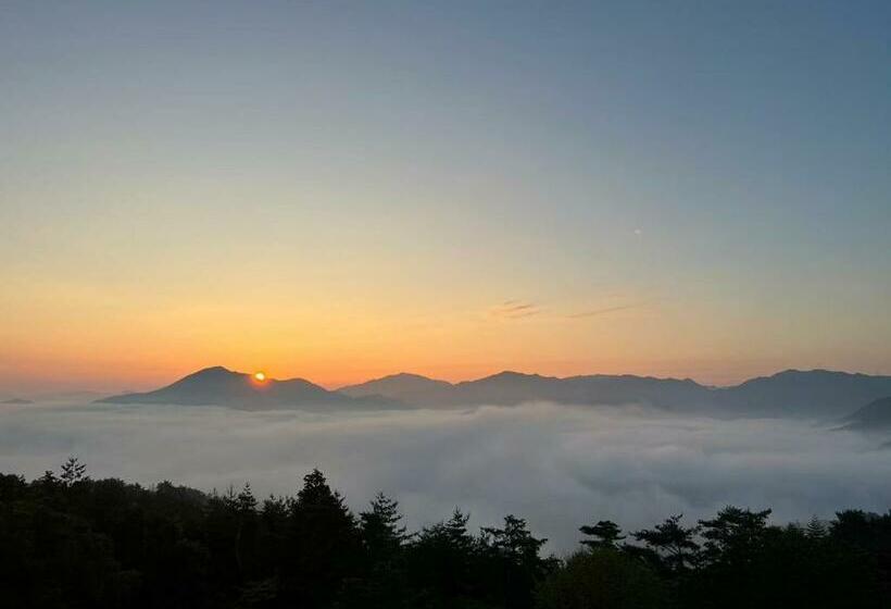 스탠다드 스튜디오, Starry Sky And Sea Of Clouds Hotel Terrace Resort Vacation Stay 75220v