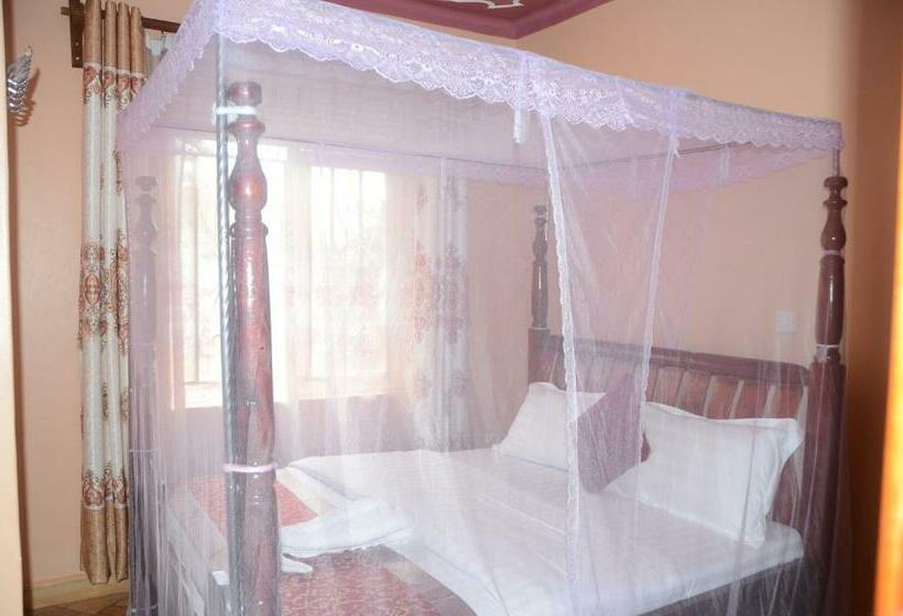 اتاق استاندارد یک نفره, Wamala Resort Hotel Ssese