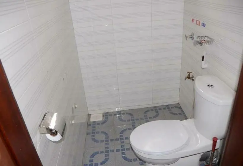اتاق اکونومی, Wamala Resort Hotel Ssese