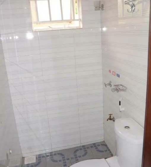 اتاق اکونومی, Wamala Resort Hotel Ssese