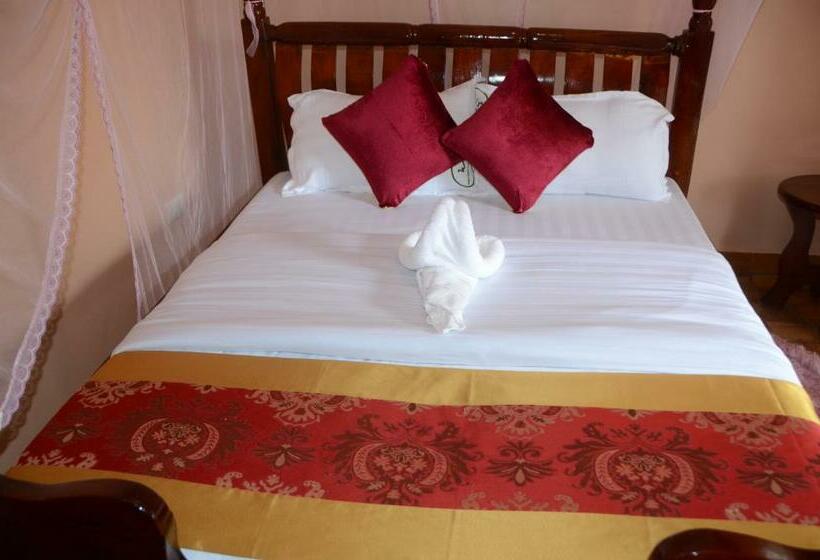 اتاق لوکس با بالکن, Wamala Resort Hotel Ssese