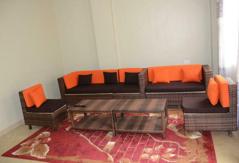 بنگله خانوادگی, Wamala Resort Hotel Ssese