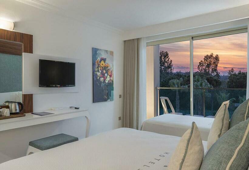 اتاق استاندارد با چشمانداز باغ, Berry Blue Hotels