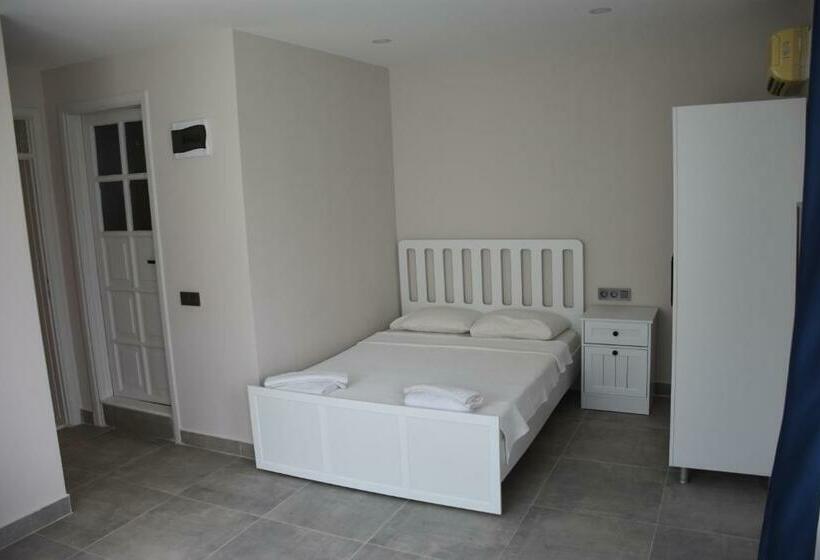 اتاق استاندارد با چشم‌انداز باغ, La Sorella Butik